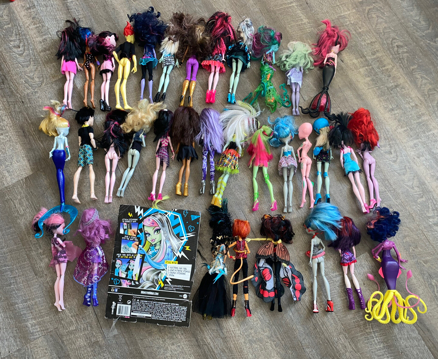 HUGE Monster High doll lot 35 dolls eBay