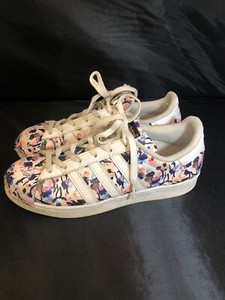 buy adidas superstar size 5