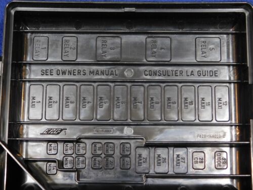 1998-2004 Ford Mustang NOS OEM Under Hood Fuse Relay Box Lid Cover P46 - Foto 8 di 9