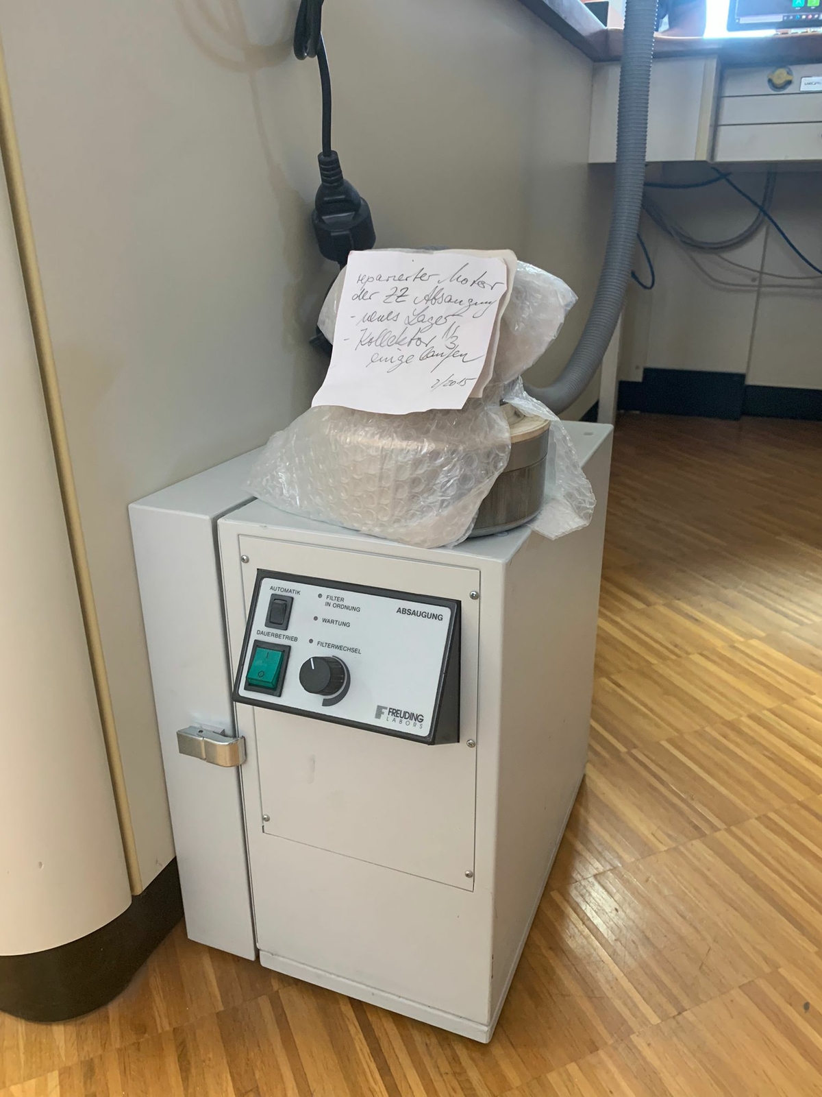 Zirkonzahn Milling Machine M5 mit Zirkonzahn S600 Scanner PC TFT und