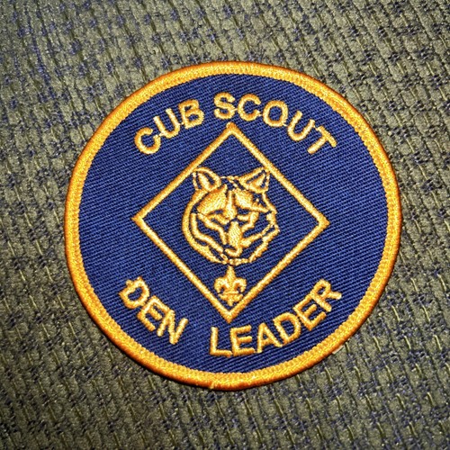 Current Cub Scout Den Leader Boy Scout Patch See Description