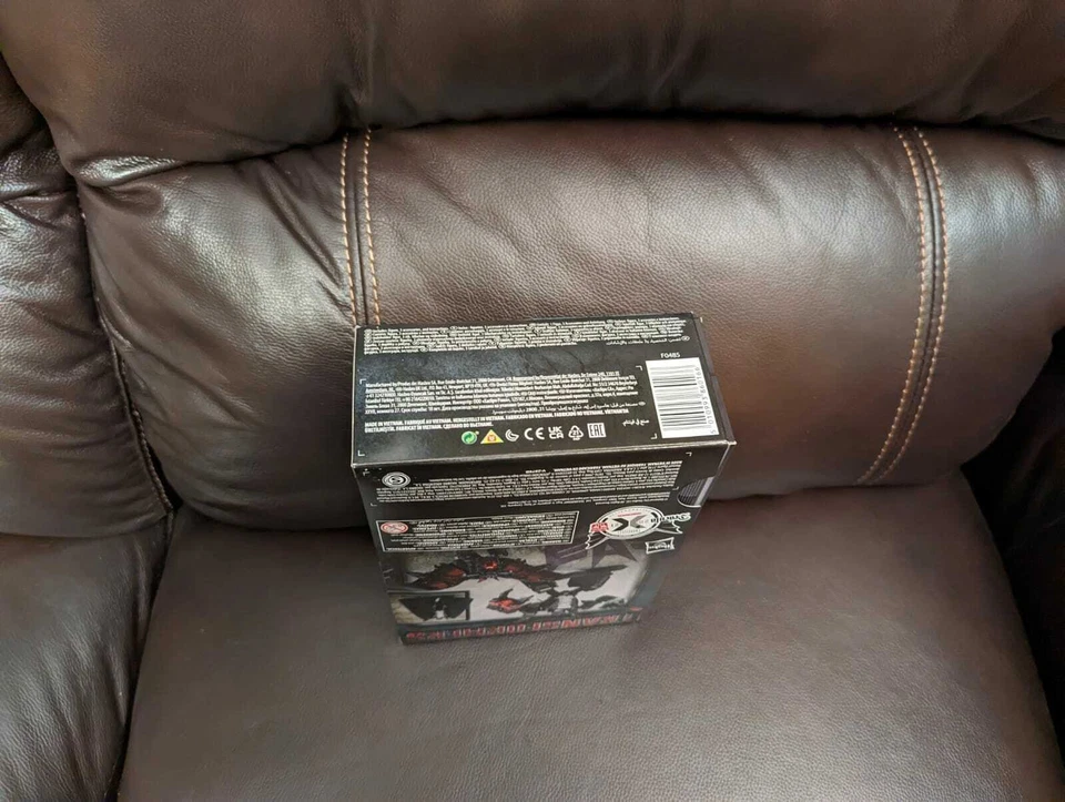 New TRANSFORMERS COLLABORATIVE UNIVERSAL MONSTERS DRACULA MASH-UP,DRACULUS - Image 2 of 4