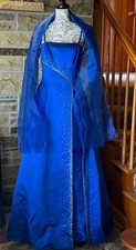 David's Bridal Royal Blue Beaded Formal floor length Dress. Size 2. Vintage.