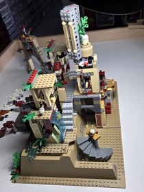 LEGO Indiana Jones: Temple of the Crystal Skull (7627)