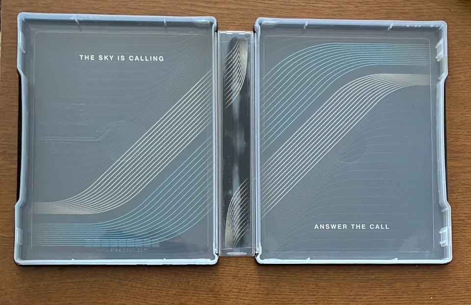 STEELBOOK FLIGHT SIMULATOR 2024 PREMIUM DELUXE EDITION NEW XBOX PC PS5 + LANYARD - Image 3 of 4