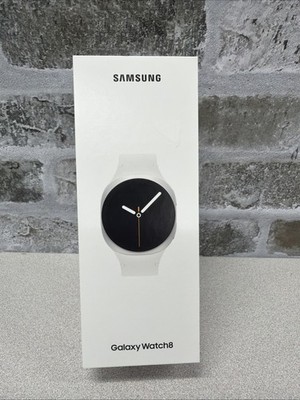 Samsung Galaxy Watch 8 40mm Silver Smartwatch w/Two Chargers SM-L320NZSCXAA