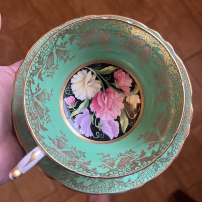 VTG RARE Paragon Double Warrant Mint Green Sweet Pea Cup & Saucer Excellent Cond