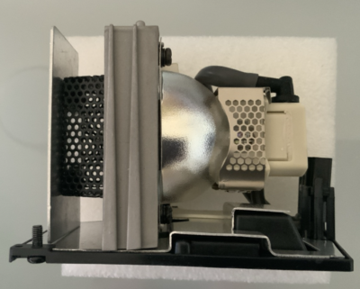 Video7 VPL246 Replacement Projector Lamp - Toshiba Projector TDP