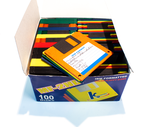 Lot de plus de 80 disquettes 3.5 pour ordinateur PC Atari ST