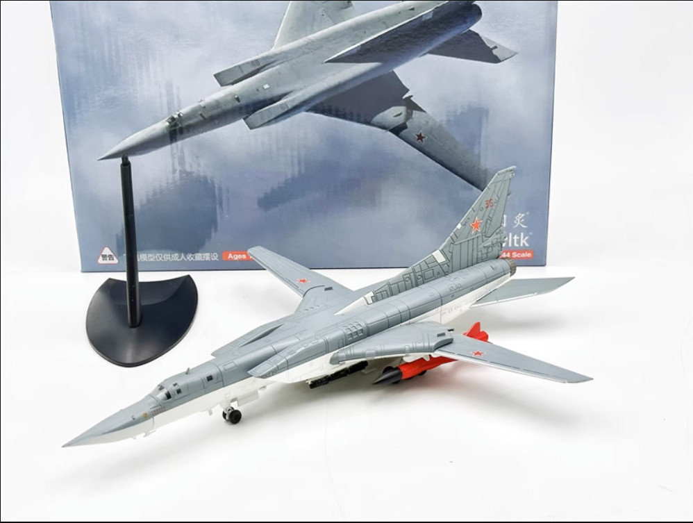 Wltk USSR Soviet AIR FORCE Tupolev Tu-22M Backfire Bomber 1/144 Diecast Model