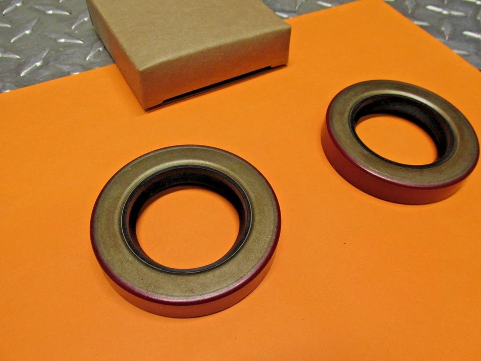 1941 1942 1946 1947 1948 CADILLAC 61 62 75 SERIES REAR WHEEL SEALS SET OF 2 NEW - Image 3 of 4