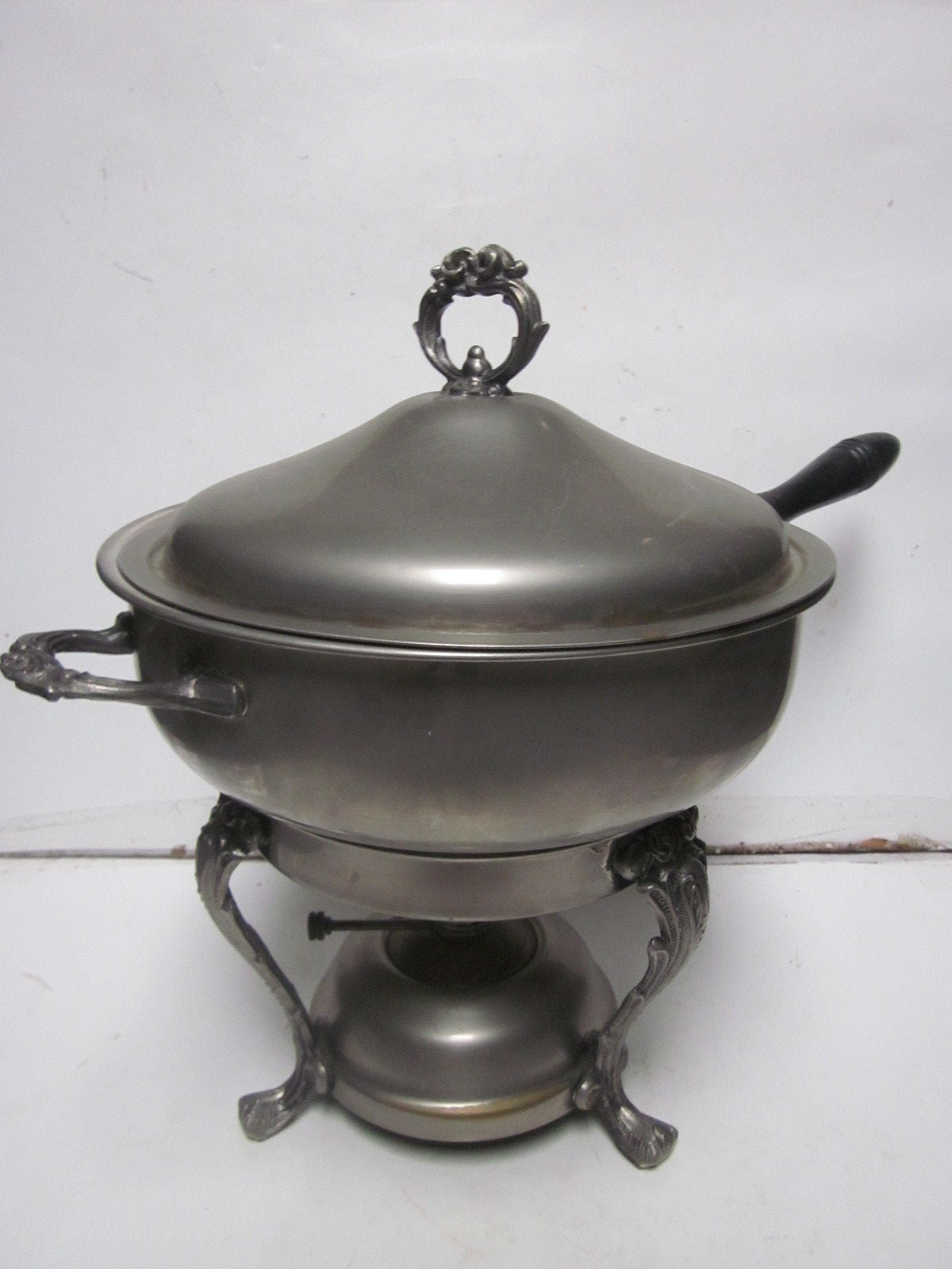 VINTAGE CALLE 1779 SILVER PLATED LARGE CHAFFING PAN STAND AND OIL BURNER-image
