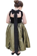 Black Velvet And Gold Keyhole Back Wedding Party Flower Girl Dress Size 6