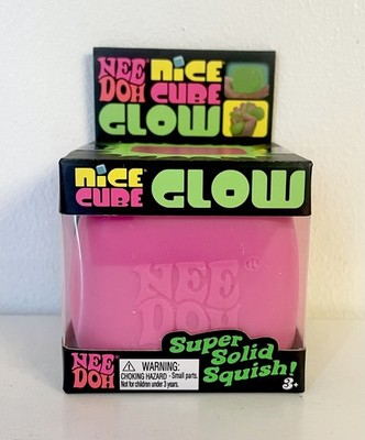 NeeDoh schöner Würfel leuchten super solides Quetschspielzeug neu im versiegelten Karton - pink 