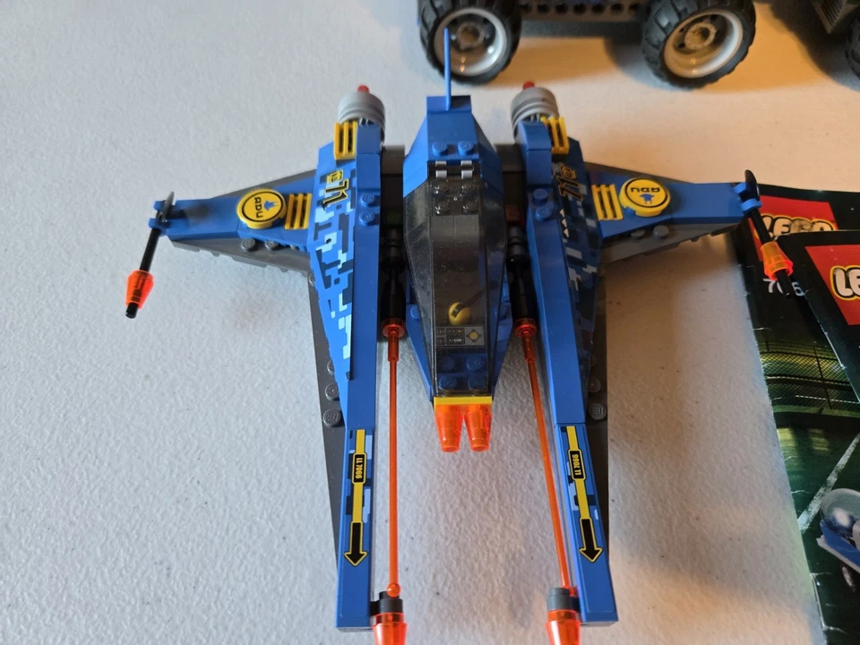 LEGO Space: Earth Defense HQ (7066) - Image 3 of 4