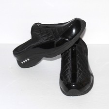 Easy Spirit clogs Women size 8 M Travel Time black comfort slip on