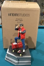 Iron Studios Marty McFly Statue 1:10 Scale Back to the Future Michael J. Fox