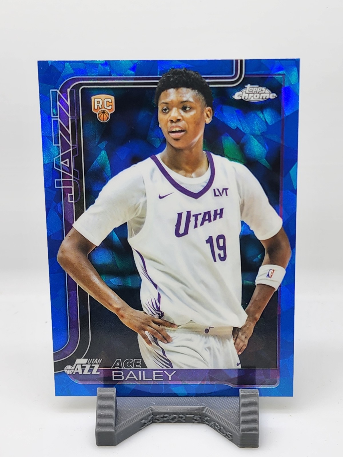 ACE BAILEY 2025-26 TOPPS CHROME SAPPHIRE #255 ROOKIE REFRACTOR RC JAZZ