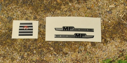 BRITAINS 1/32 REPRO MASSEY FERGUSON MF 590 TRACTOR VINYL GRILL & SIDE DECALS - Picture 2 of 2