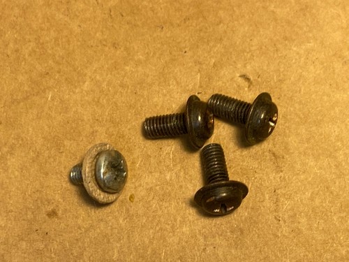 YAMAHA CA-810 Set of 3 Case Screws for the Top Cover - Vintage Amplifier Parts  