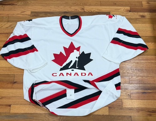 Vintage Team Canada National Team CCM Maska Air Knit Authentic Hockey Jersey 54