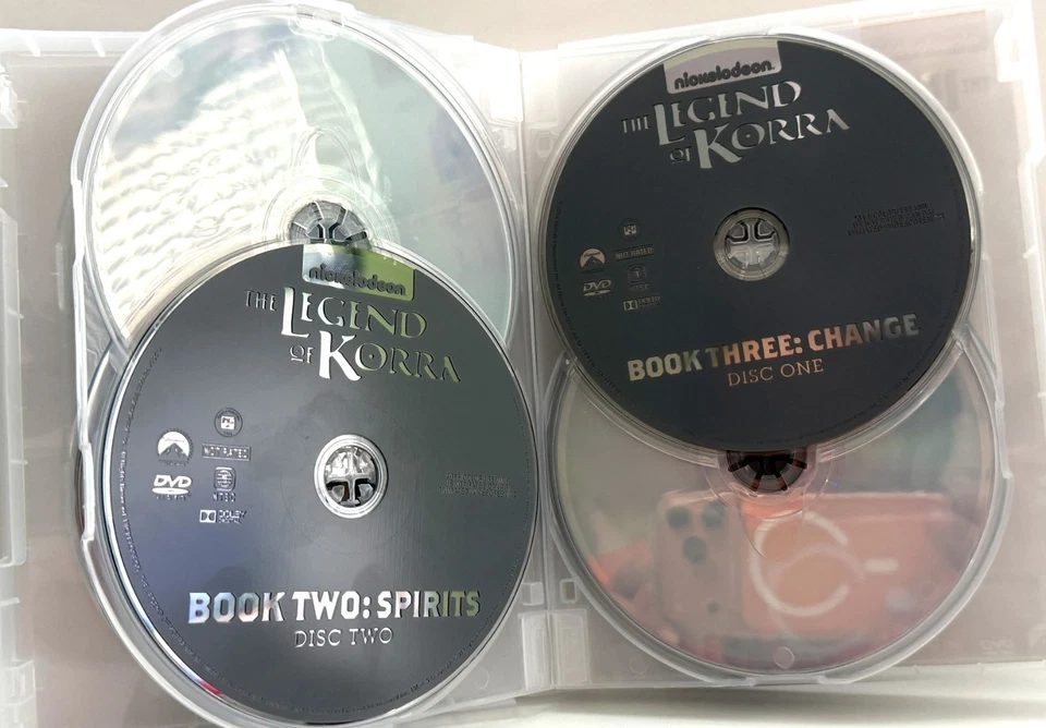 The Legend of Korra: the Complete Series (7 Disc DVD Box Set) Like New - Image 3 of 3