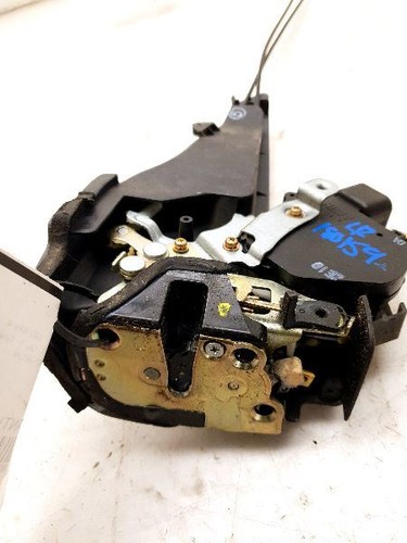 2002 TOYOTA RAV4 DRIVER SIDE REAR DOOR LOCK ACTUATOR ASSEMBLY - Picture 2 of 12