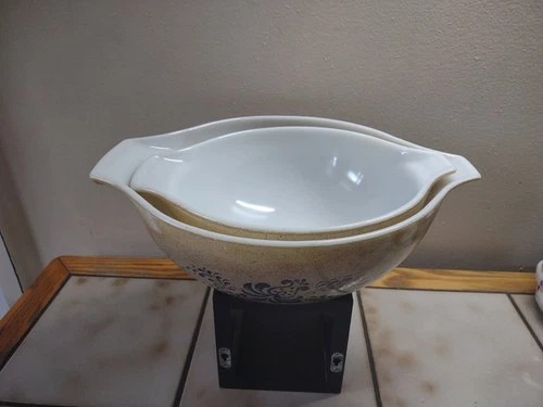 Pyrex Homestead Blue Swirl #443 + #444 Cinderella Mixing Bowls
