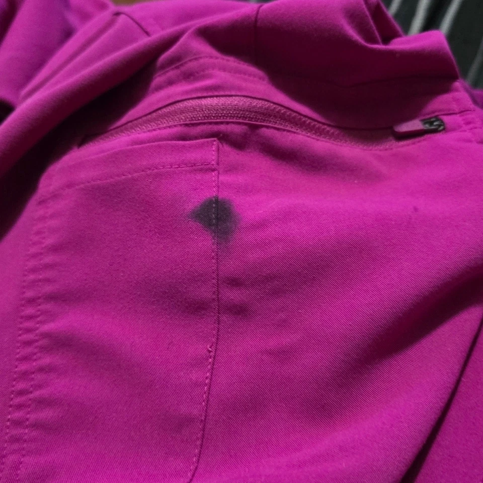 Conjunto de Pantalones Médicos Figs Yola Grandes Pequeños, Inala Ajustados Talla Grande Foto 3 de 4