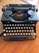 Antique Royal Blue Portable Typewrier ***** Full working order *****