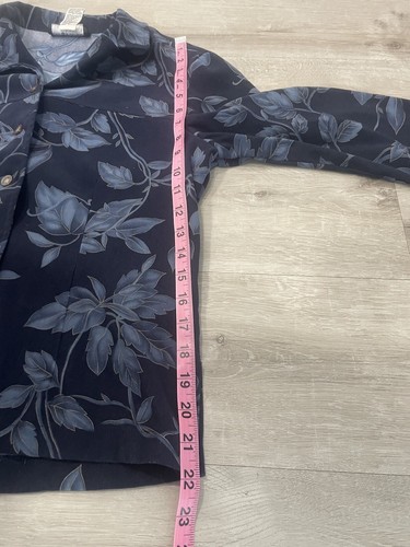 WOMAN'S SAG HARBOR LONG SLEEVE- Petite Size 6-floral Blue - Picture 4 of 5