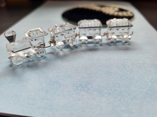 Swarovski crystal mini train #193014. Retired 2004. 4 pieces & mirror track. - Picture 7 of 12