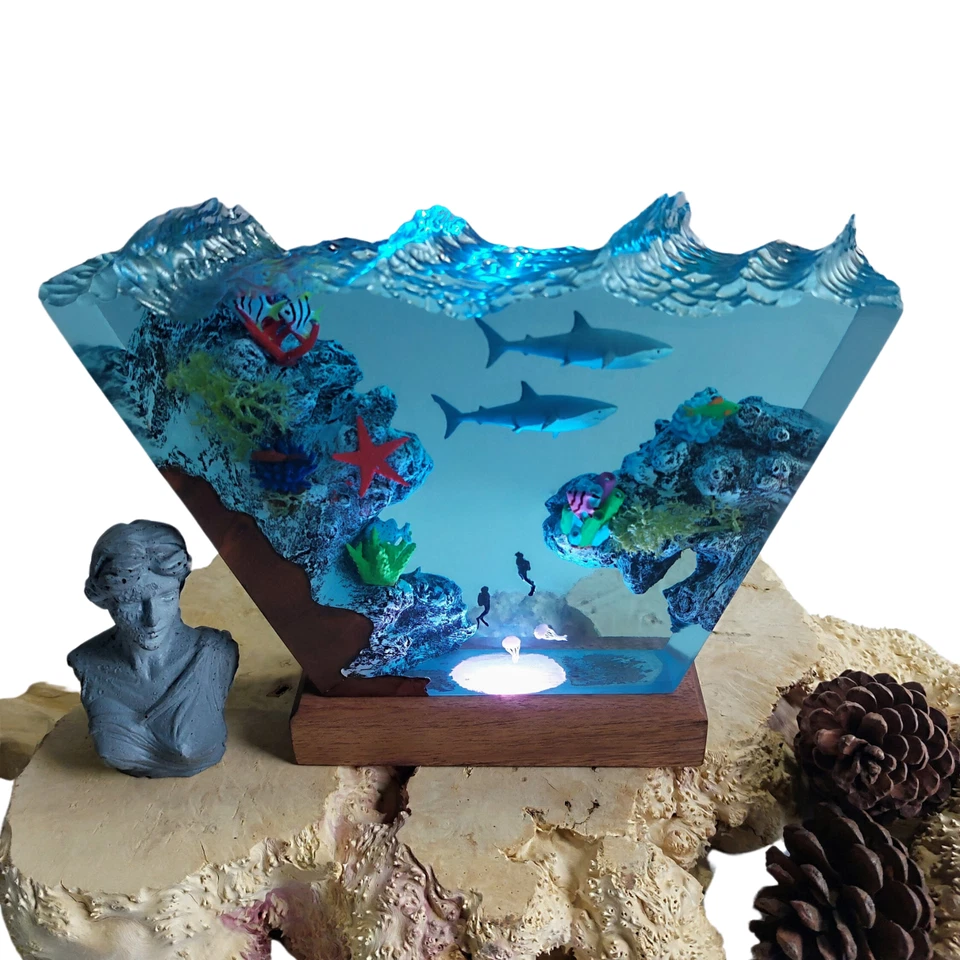 Estrella de mar roja gigante y gran tiburón blanco, lámpara de arte de resina, Ocean Adventures Foto 3 de 4