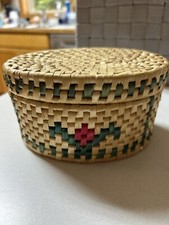Woven Coil Straw Seagrass Basket/Lid Floral Oval 6x3.25x4.25  Southwest Boho EUC