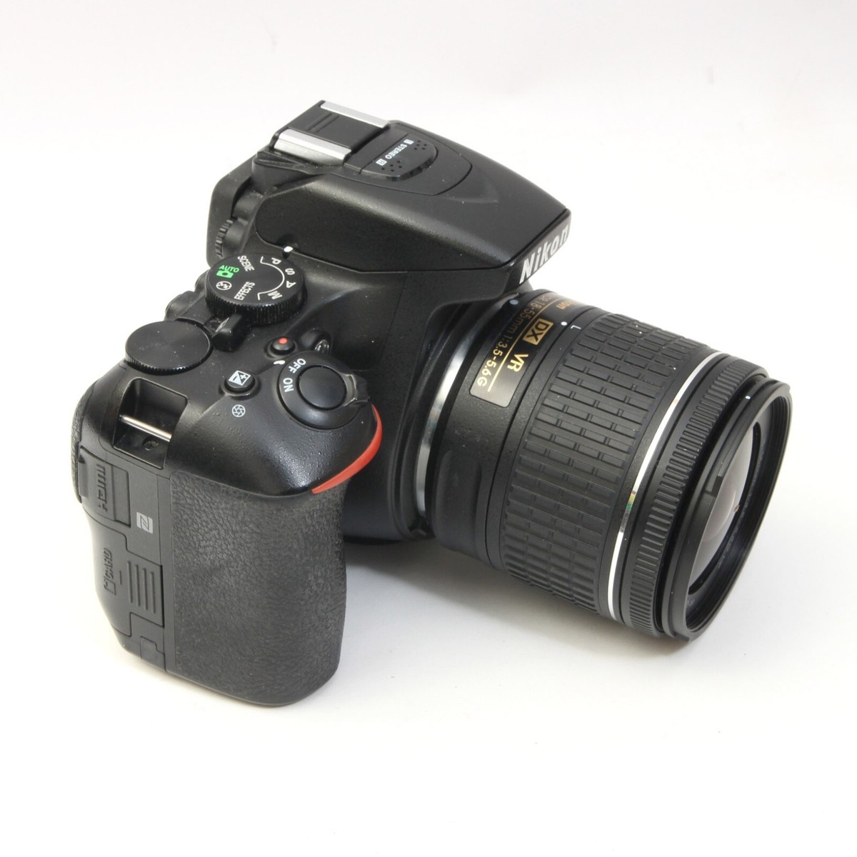 Nikon D5600 Digital SLR Camera (Kit w/ AF-P DX 18-55mm F3.5