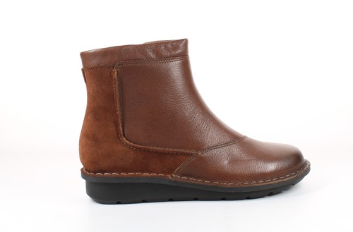 Clarks Womens Michela Petal Brown Ankle 