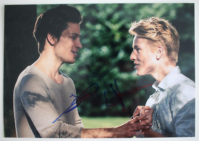 Jannik Schümann & Louis Hofmann signed 20x30cm Foto Autogramm Autograph IP11