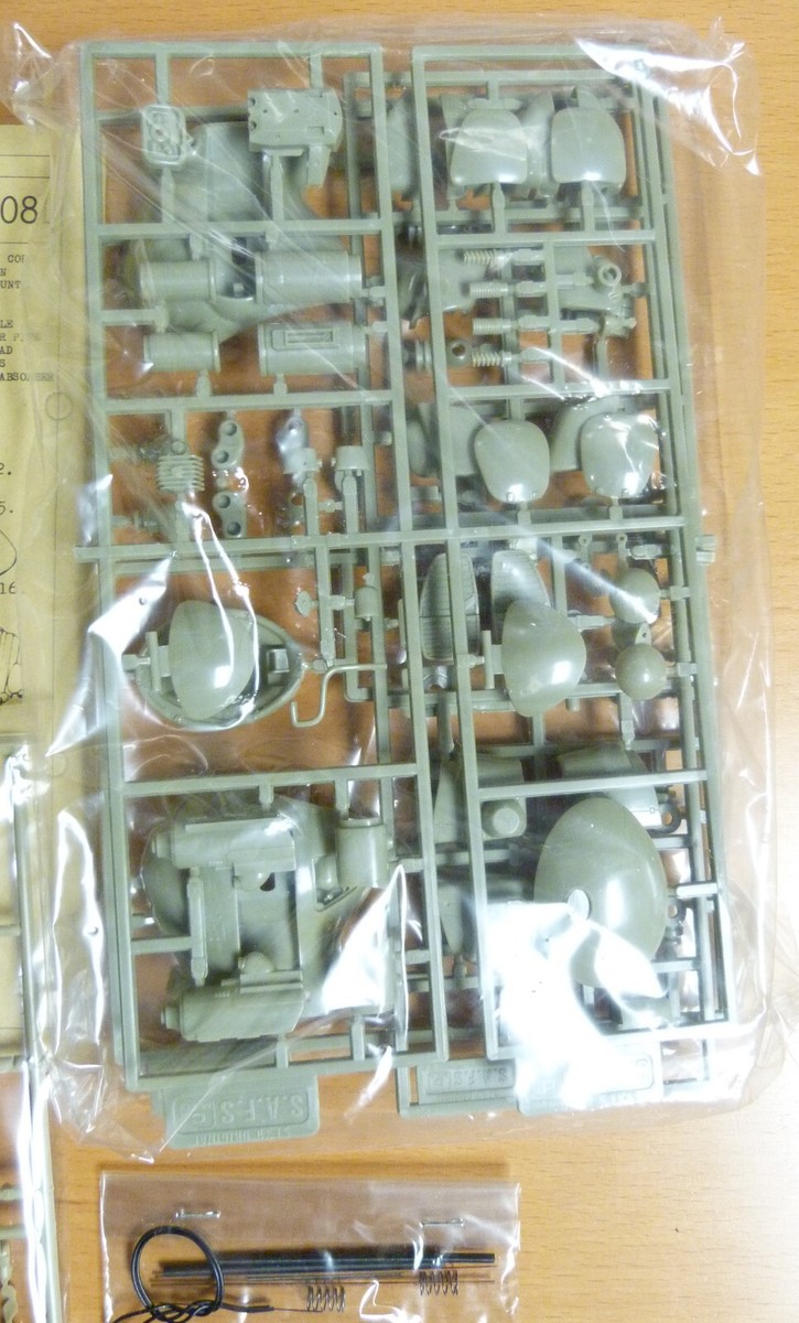 1/20 Nitto SF3D Original SAFS - Series 4 - Open Box - Sealed Parts