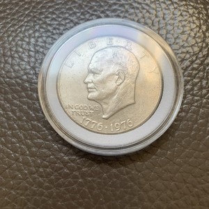 1976  Eisenhower  UNCIRCULATED  Dollar 40% Silver 