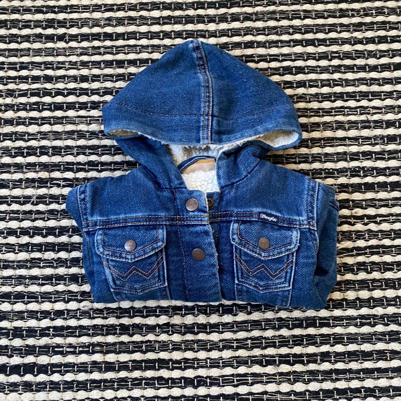 Wrangler Girls  Blue Sherpa Lined Hooded Denim Snap Jacket 2