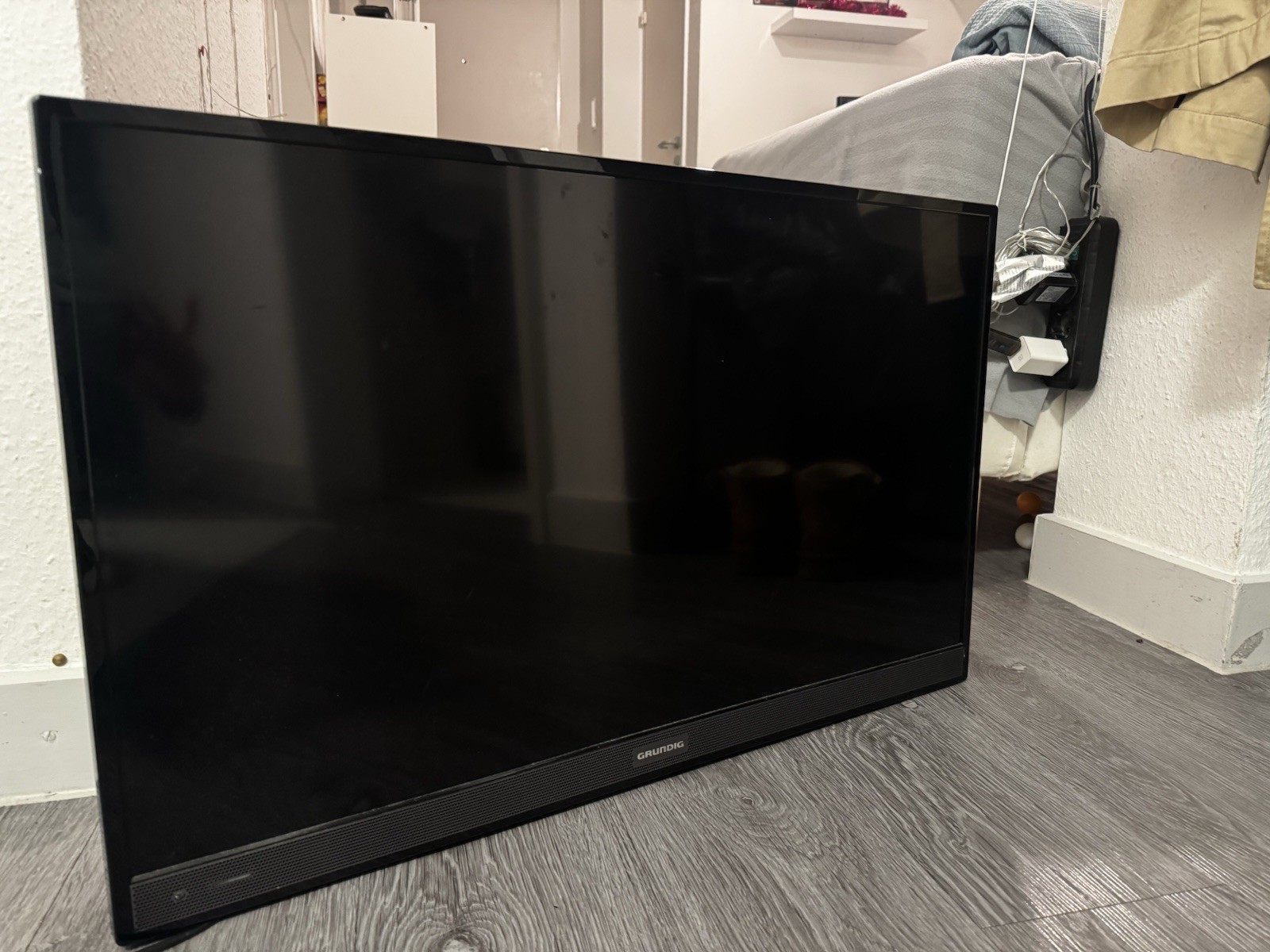 Grundig Fernseher Modell: 32 VLE 5401 BG 32 Zoll LED-TV Fernseher Schwarz