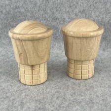 Melissa  Doug Wooden Ice Cream Cones Lot Of 2 Play Food Kitchen Set Toy Beige
