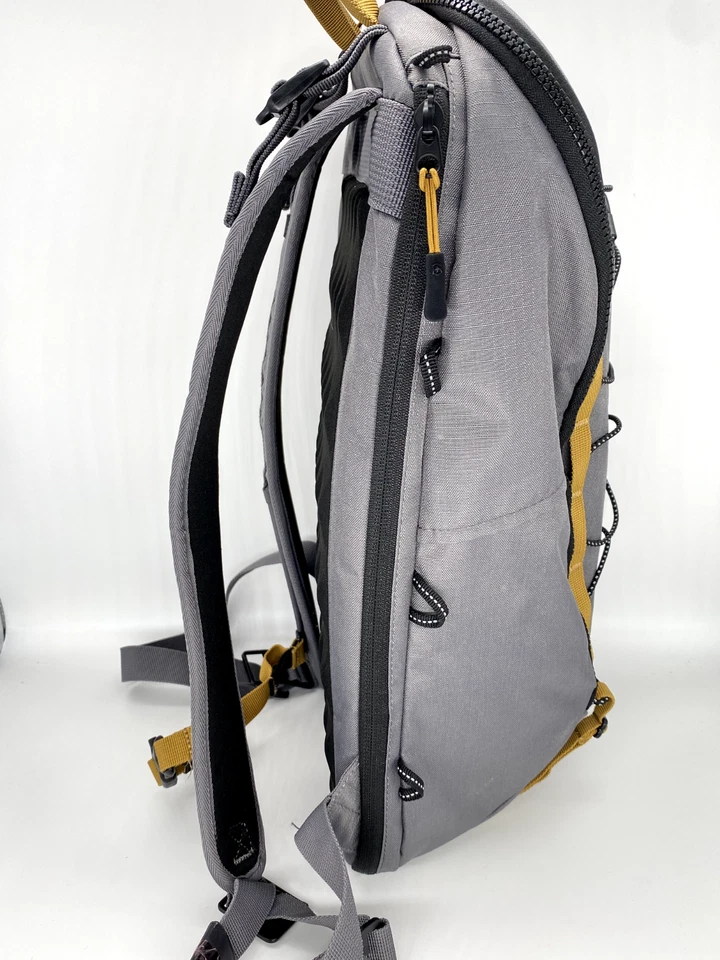 Mochila para portátil Victorinox Altmont Active compacta unisex gris nueva sin etiquetas nueva Foto 2 de 4