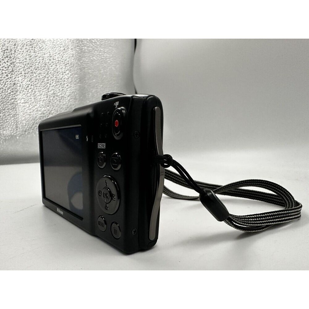 Nikon Coolpix S3300 16MP BLACK DIGITAL CAMERA Fully Tested 90% NEW