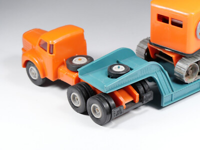 Collection Miniature NOREV tracteur Berliet TBO 15 de couleur jaune d'or Jouets anciens - Collection