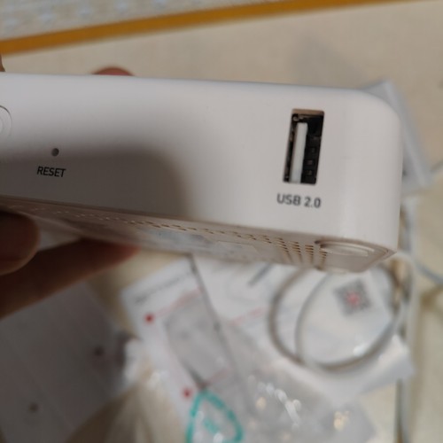 CSG LTE Gateway Wireless Router CSG-m106 Only Missing Screws For Mounting - Picture 9 of 10