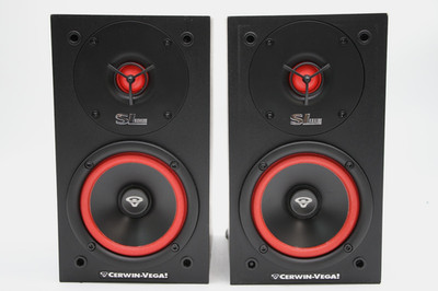 Cerwin Vega SL-5M 5 1/4'' 2-Way Bookshelf Speakers - Pair