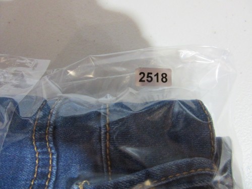 Almost Famous Jeans Womens 13 Blue Denim Distressed Ripped Straight Leg Mid Rise - Picture 16 of 16