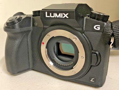 FOR PARTS Panasonic Lumix DMC-G7 Digital Camera Body Does Not