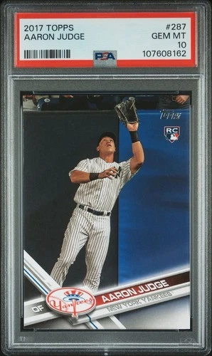 2017 TOPPS AARON JUDGE CATCHING RC #287 PSA 10 GEM MINT
